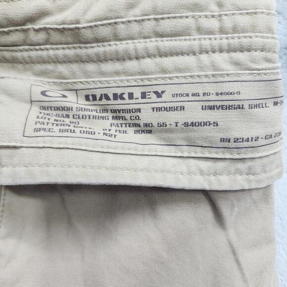 Vintage Y2K Oakley Shorts Mens 36 Tan Cargo Utility Outdoors Drawstring Khaki - Picture 3 of 16